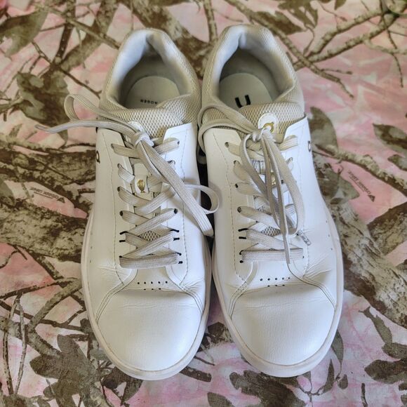 On Cloud The Roger Layer Cup Sneakers Womens Size W9 - Picture 1 of 13